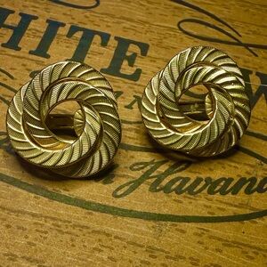 Vintage Gold-Tone Swirl Clip On Earrings